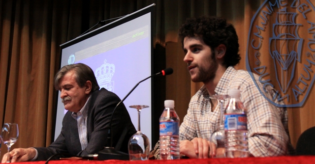 Conferencia de José María Luengo