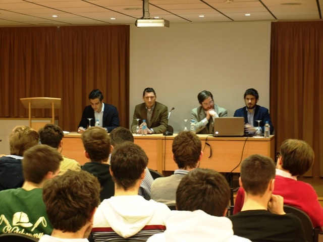 Conferencia: Prof. Sáenz-Francés