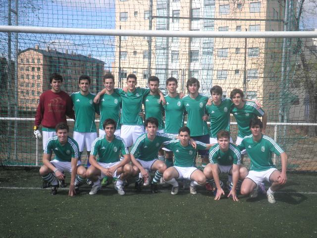 Hasta Cuartos en Fútbol