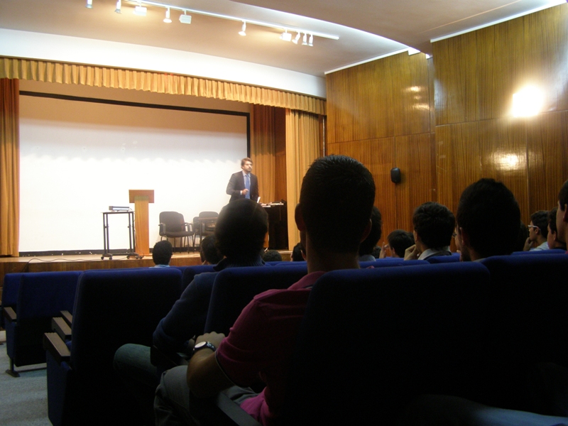 Curso para los nuevos colegiales