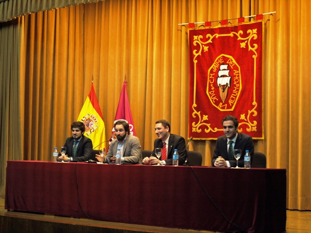 Conferencia: D. Santiago Abascal
