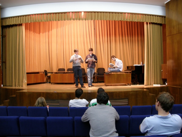 Comienza el Teatro