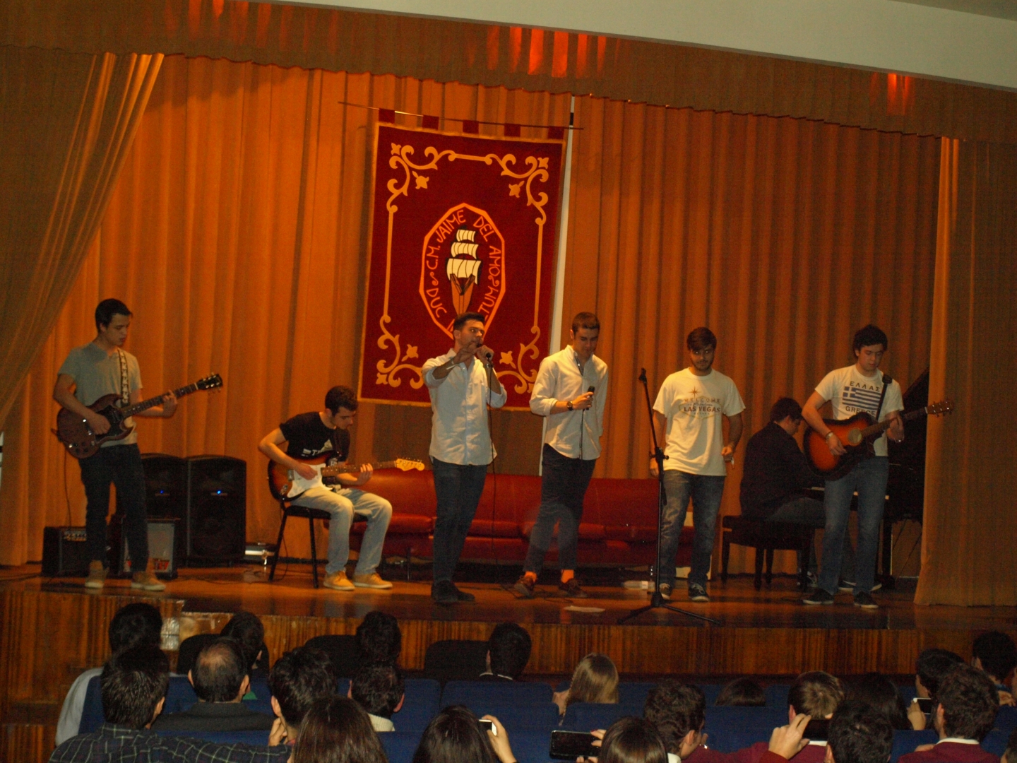 Música solidaria