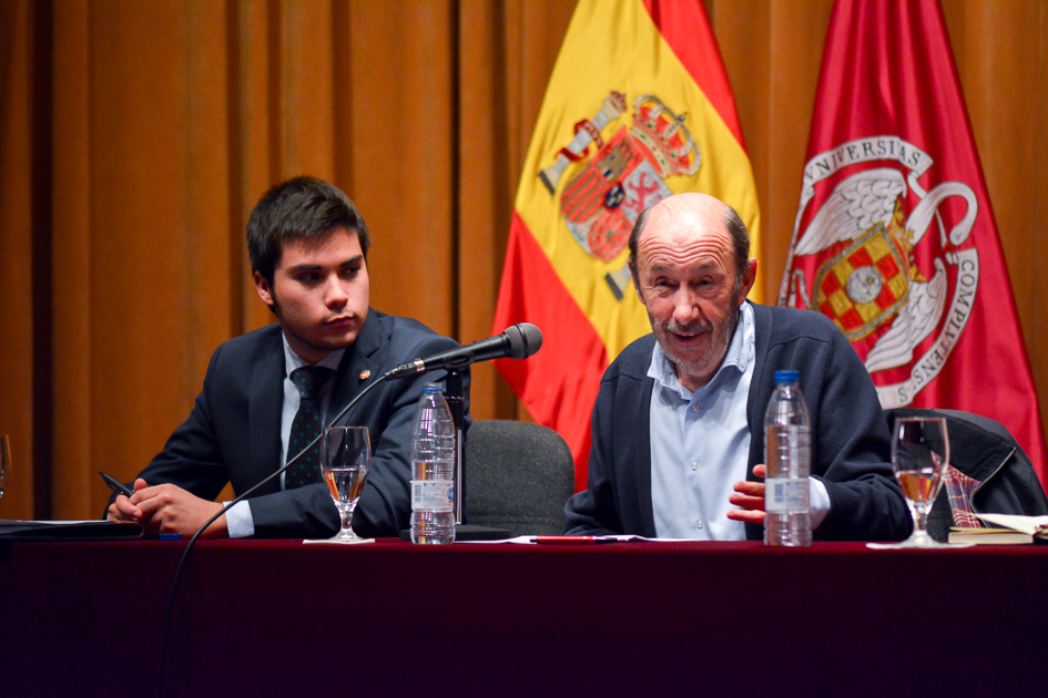 Conferencia de D. Alfredo Pérez Rubalcaba: «La verdad tras el desarme de ETA»