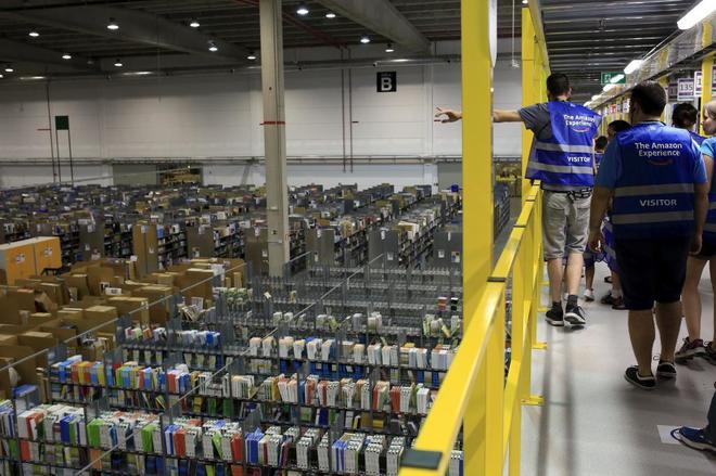 Visita al centro logístico de AMAZON