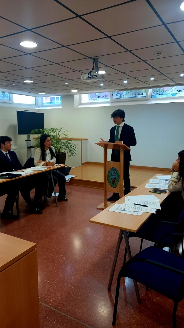 VII Torneo de Debate P. Claret