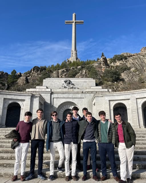 Visita a la Basílica de la Santa Cruz