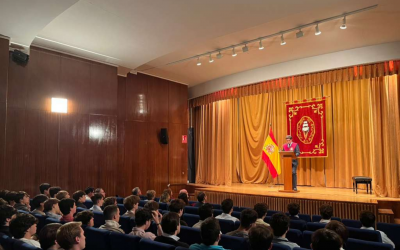 Celebración del Día de la Hispanidad y donación de la bandera